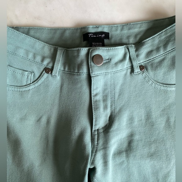 Skinny Pants - Picture 3 of 4